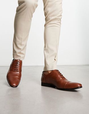 Truffle Collection oxford lace up shoes in tan-Brown