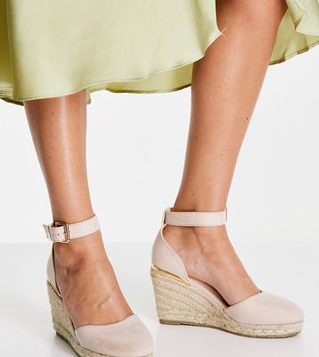 Truffle Collection wide fit closed toe wedges in beige-Neutral