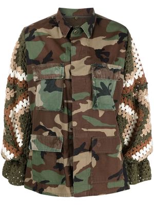 TU LIZE' camouflage-pattern crochet-sleeves panelled jacket - Green