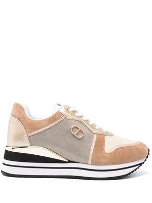 TWINSET logo-plaque lace-up sneakers - Brown