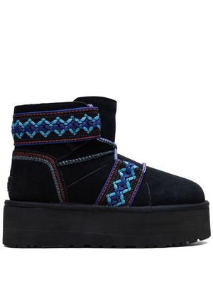 UGG Classic Mini II Braid Platform boots - Black