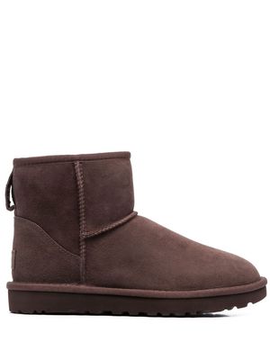 UGG faux-fur lined ankle boots - Brown