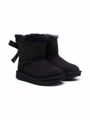 UGG Kids Bailey Bow II ankle boots - Black