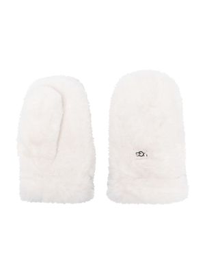 UGG Kids logo-patch faux-fur mittens - White