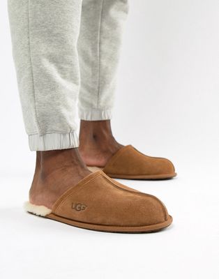 Ugg scuff sheepskin slippers in tan-Brown