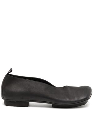 Uma Wang asymmetric-toe leather ballerinas - Black