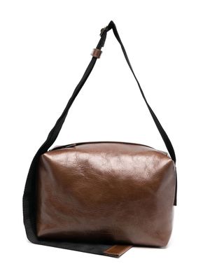 Uma Wang embossed-logo detail shoulder bag - Brown