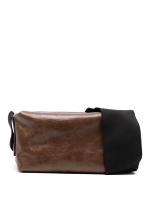 Uma Wang logo-embossed leather shoulder bag - Brown