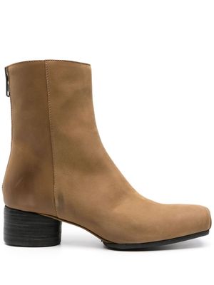 Uma Wang square-toe nubuck boots - Brown