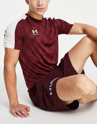 Under Armour Football Challenger training t-shirt in burgundy-Red