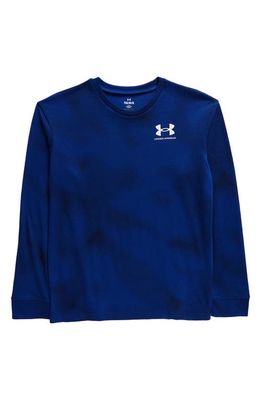 Under Armour Kids' Textured Long Sleeve Performance T-Shirt in Royal //White