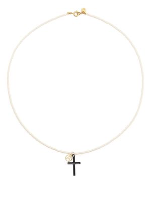 Undercover cross charm necklace - Neutrals