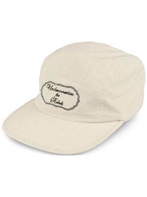 Undercover logo-embroidered cap - Neutrals