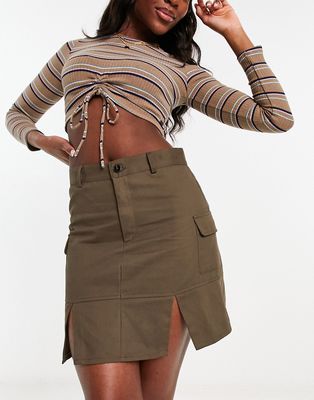 Urban Revivo mini cargo skirt in brown-Neutral