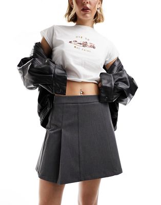 Urban Revivo mini tailored skirt in gray