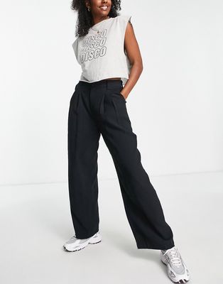 Urban Revivo relaxed tailored pants in black