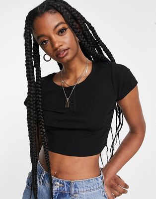 Urban Revivo ribbed fitted T-shirt in black