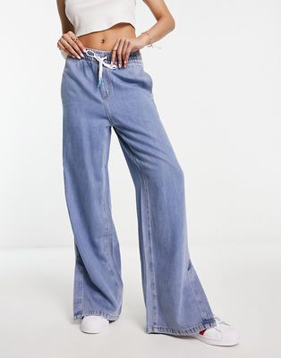 Urban Revivo wide leg jeans with tie waist detail in blue
