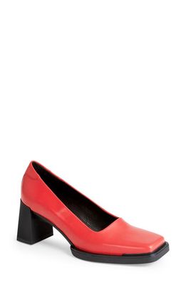 Vagabond Shoemakers Edwina Pump in Red