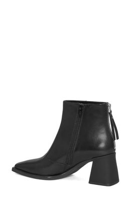 Vagabond Shoemakers Hedda Zip Bootie in Black