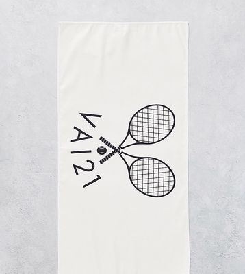VAI21 tennis gym towel in cream-White