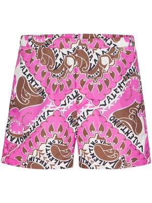 Valentino bandana-print swim shorts - Pink