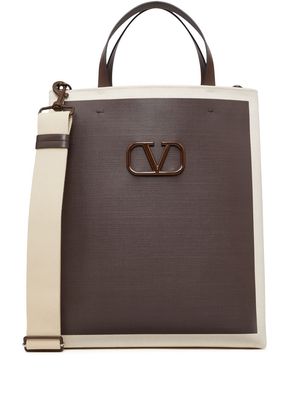 Valentino Garavani logo-plaque tote bag - Brown