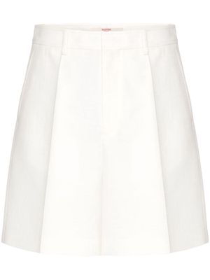 Valentino Garavani pressed crease wool tailored shorts - White