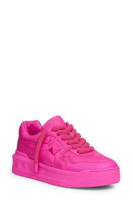 Valentino Garavani XL One Stud Low Top Sneaker in Uwt-Pink Pp