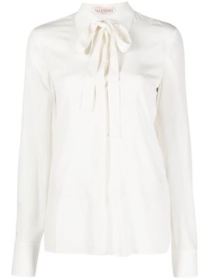 Valentino pussy-bow blouse - Neutrals