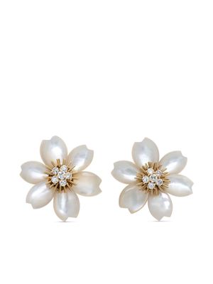 Van Cleef & Arpels Rose de Noel clip-on earrings - White