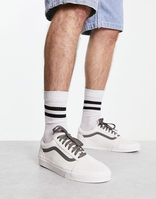 Vans old skool sneakers in off white with gray side stripe