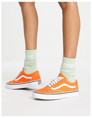 Vans Old Skool sneakers in orange