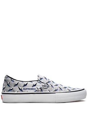Vans x Supreme slip-on Pro "Diamond Plate" sneakers - White