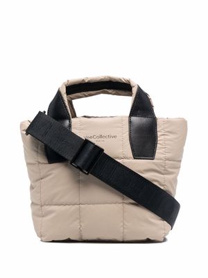 VeeCollective quilted logo-detail tote bag - Neutrals