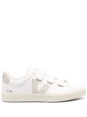 VEJA Recife low-top touch-strap sneakers - White