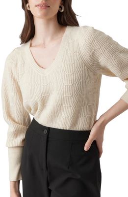 VERO MODA Eya V-Neck Recycled Polyester Blend Sweater in Birch Detail Melange
