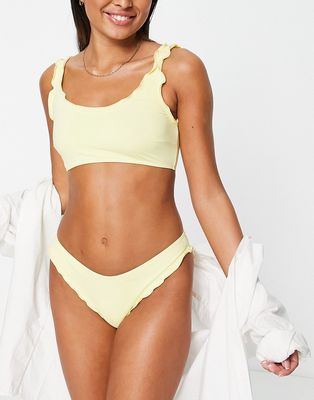Vero Moda frill detail bikini top in lemon-Yellow