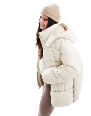 Vero Moda luxe oversized puffer coat in cream-White