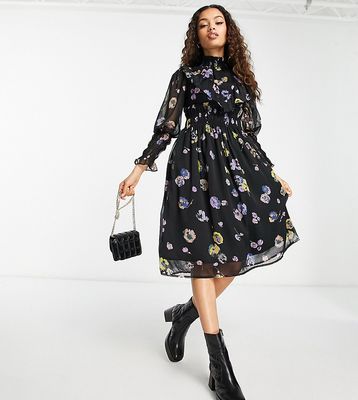 Vero Moda Petite shirred detail midi dress in floral print-Multi