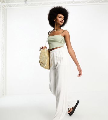 Vero Moda Tall relaxed wide leg pants in white