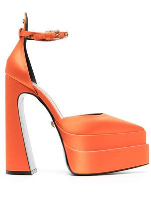 Versace Aevitas 110mm platform pumps - Orange