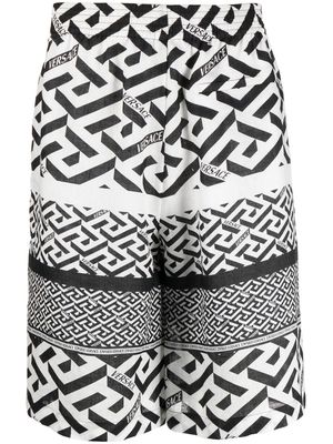 Versace geometric-monogram shorts - Black