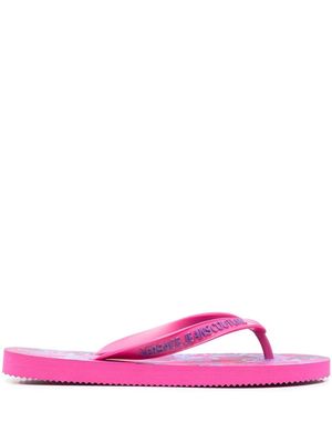 Versace Jeans Couture 'Barocco' print flip flops - Pink