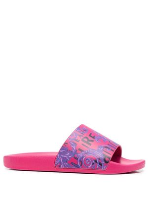 Versace Jeans Couture 'Barocco' print slides - Pink