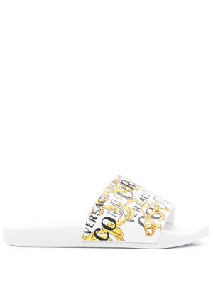 Versace Jeans Couture 'Barocco' print slides - White