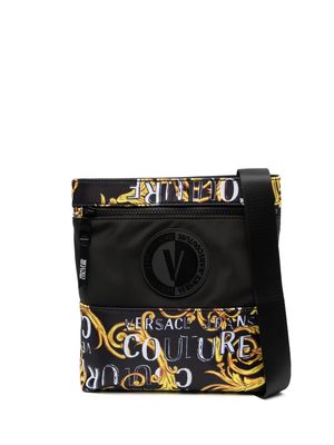 Versace Jeans Couture baroque pattern-print shoulder bag - Black
