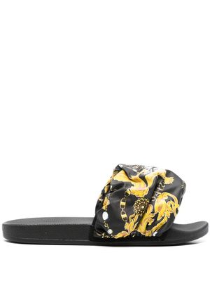 Versace Jeans Couture Chain Couture-print padded slides - Black