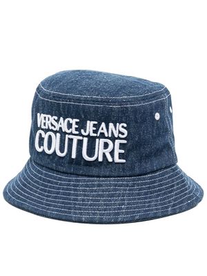 Versace Jeans Couture embroidered-logo denim bucket hat - Blue