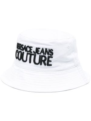 Versace Jeans Couture embroidered-logo detail bucket hat - White